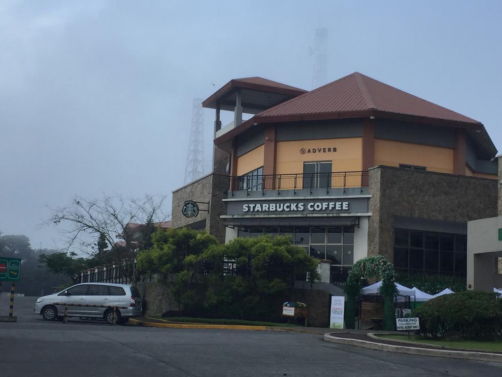 Ron's Condo Overlooking the Lake Tagaytay City Buitenkant foto